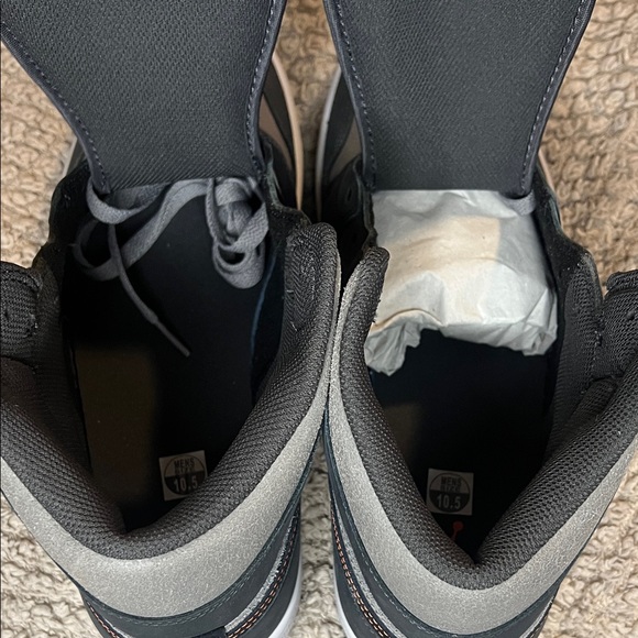 Nike Air Jordan 1 Mid SE Shoes Night Stadium Black - Picture 7 of 14